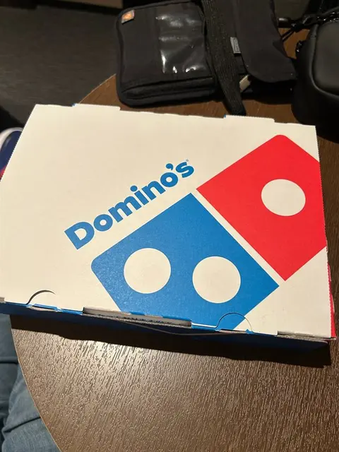 Domino's Pizza box in Japan